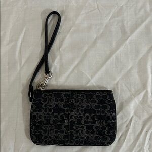 Coach Wristlet bag wallet clutch Black Silver Signature C Pink lined Strap